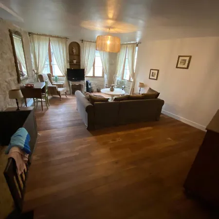 Petit Chateau Holiday home *